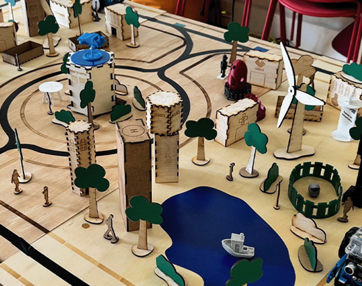 Ville du futur : 500 élèves de collèges accueillis au Fablab de CentraleSupélec