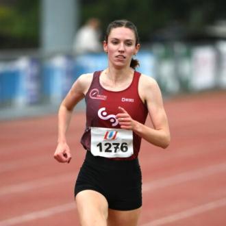 Félicitations à notre élève Alix Vermeulen qui vient d'être sacrée championne de universitaire du 3000m et vice-championne du 1500m sur piste ! CentraleSupélec